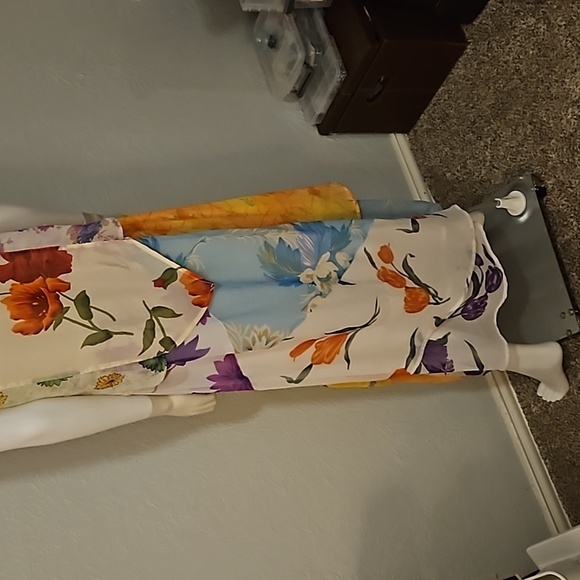 SACRED THREADS Canary Yellow Assymetric Floral Chiffon Sleeveless Maxi Dress - Picture 8 of 14